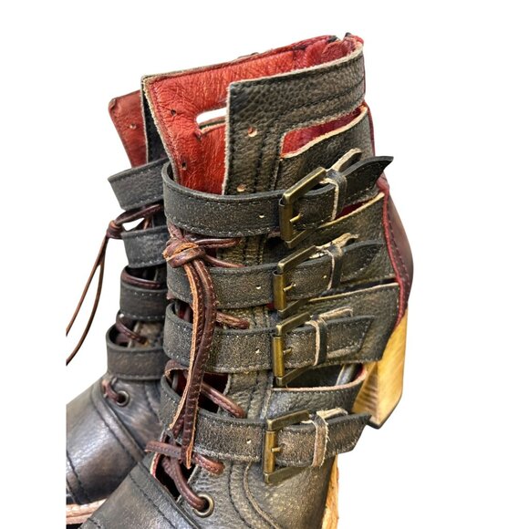 Free Bird By Steven Leather Heeled Open-Toe Sandals With Buckles Black & Burgund - Picture 5 of 9